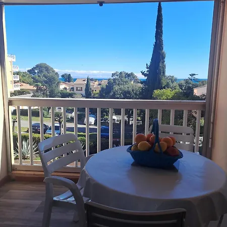 Apartment T2 Avec Terrasse A Saint Aygulf - Ideal Pour 3 Personnes Frejus